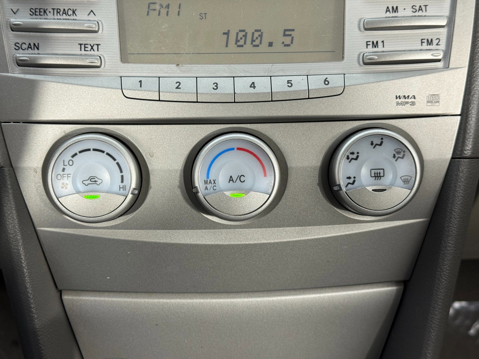 Used 2011 Toyota Camry LE w/ LE Extra-Value Pkg image 21