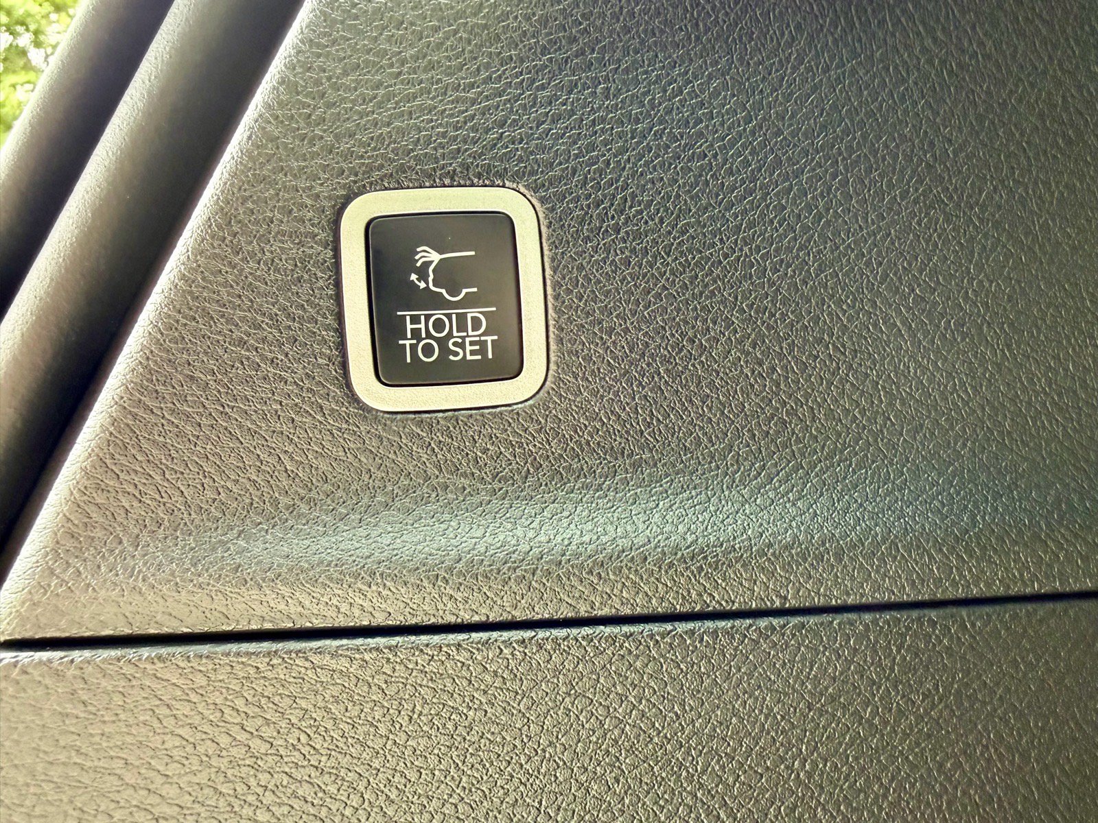 New 2027 Chrysler Pacifica Limited FWD image 19