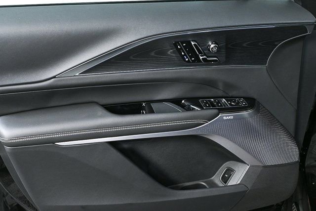 New 2026 Cadillac Lyriq Premium Sport image 6