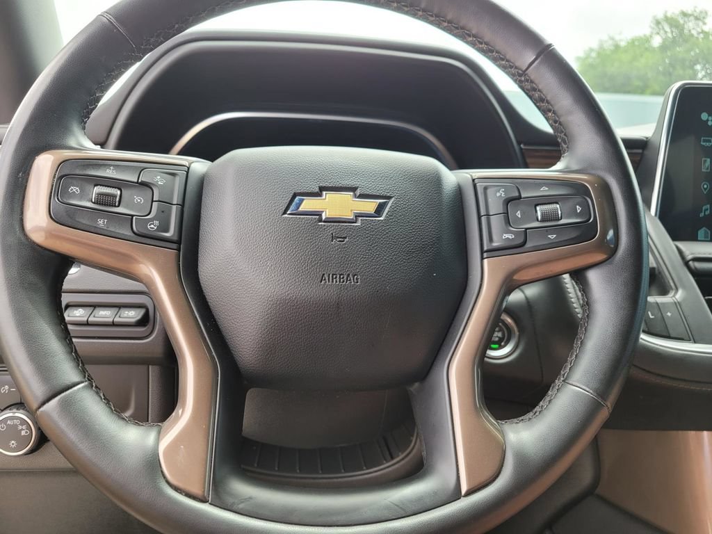Used 2023 Chevrolet Tahoe High Country AWD/4WD image 28