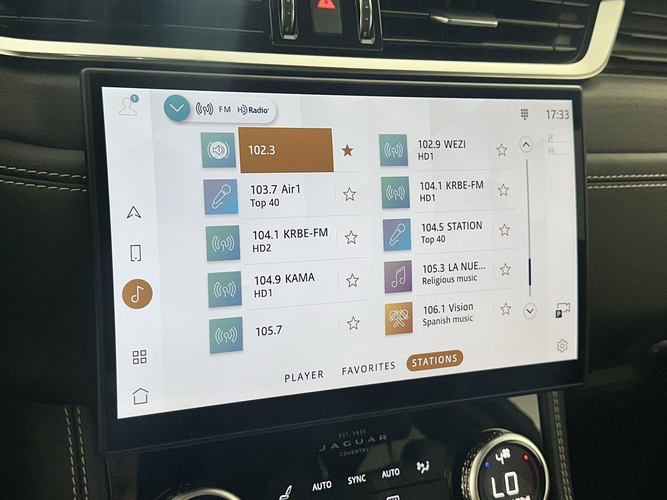 New 2026 Jaguar F-PACE R-Dynamic S image 23