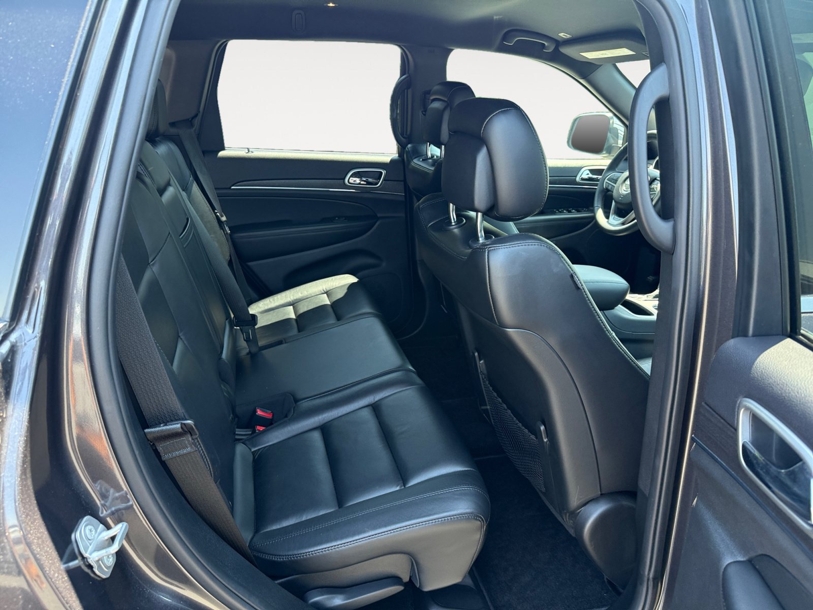 Used 2018 Jeep Grand Cherokee Limited RWD image 18