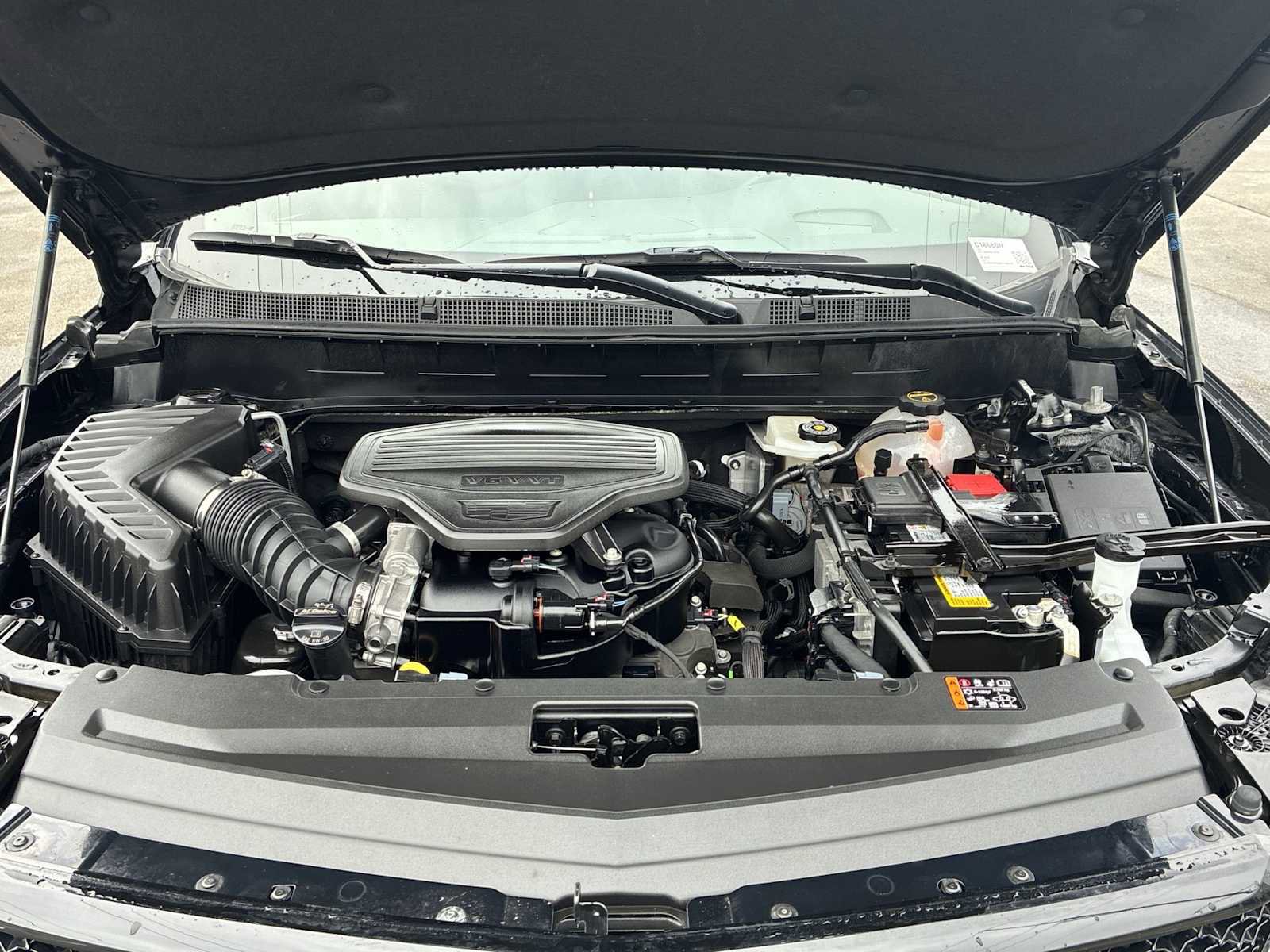 Used 2024 Cadillac XT6 Sport w/ Platinum Package image 31