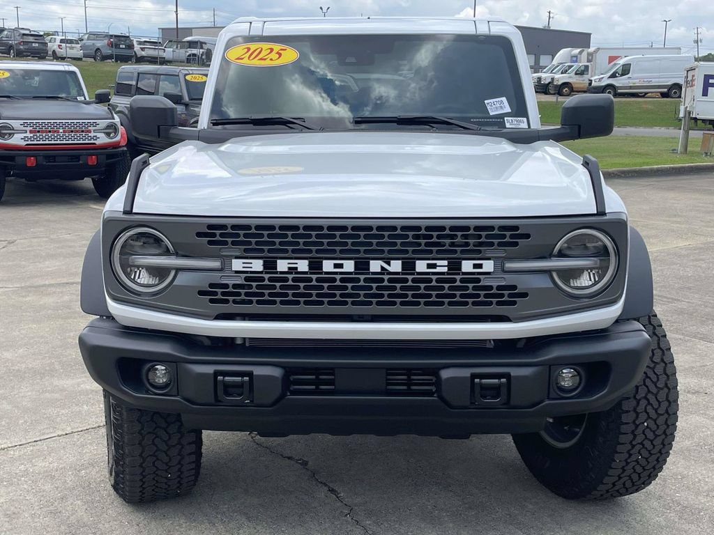 New 2025 Ford Bronco Badlands w/ Sasquatch Package AWD/4WD image 8