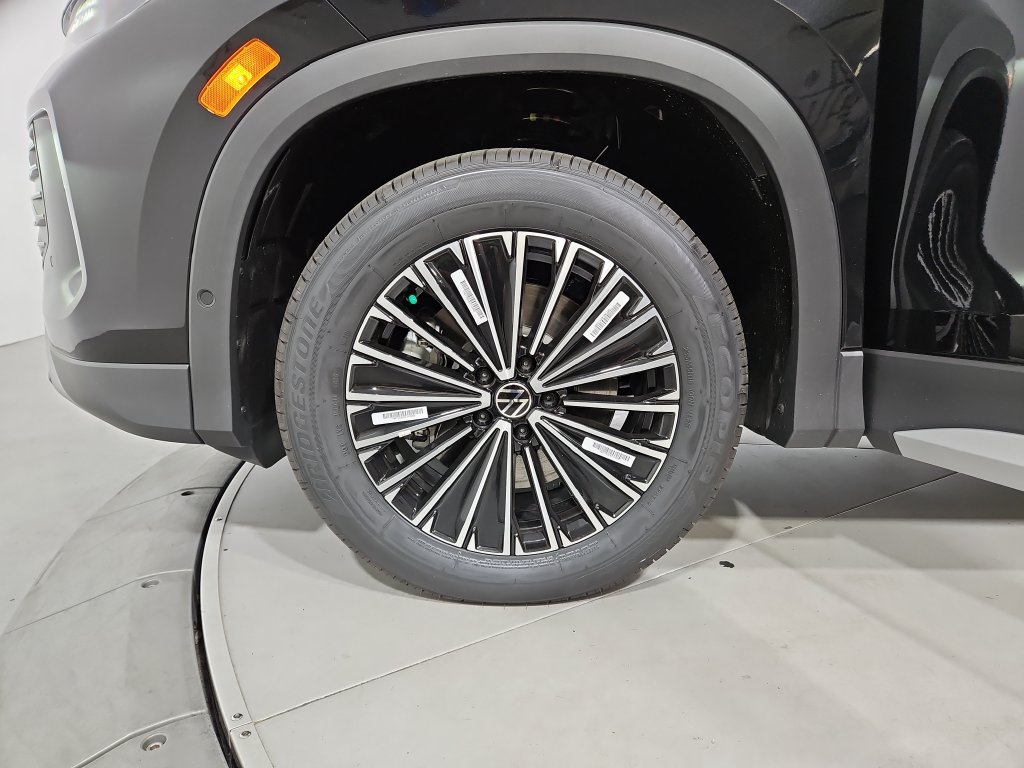 New 2026 Volkswagen Tiguan S AWD/4WD image 25