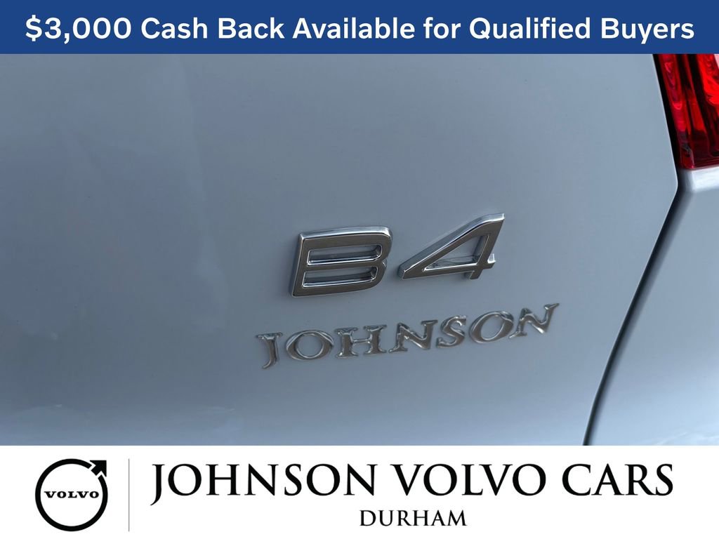 New 2026 Volvo XC40 B4 Plus w/ Climate Package image 6