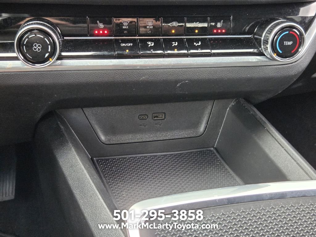 Used 2025 Chevrolet Equinox LT FWD image 20