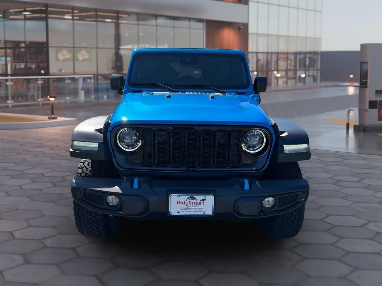 Used 2024 Jeep Wrangler Unlimited AWD/4WD image 7