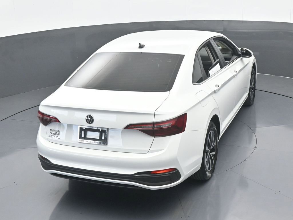 Used 2023 Volkswagen Jetta S image 47