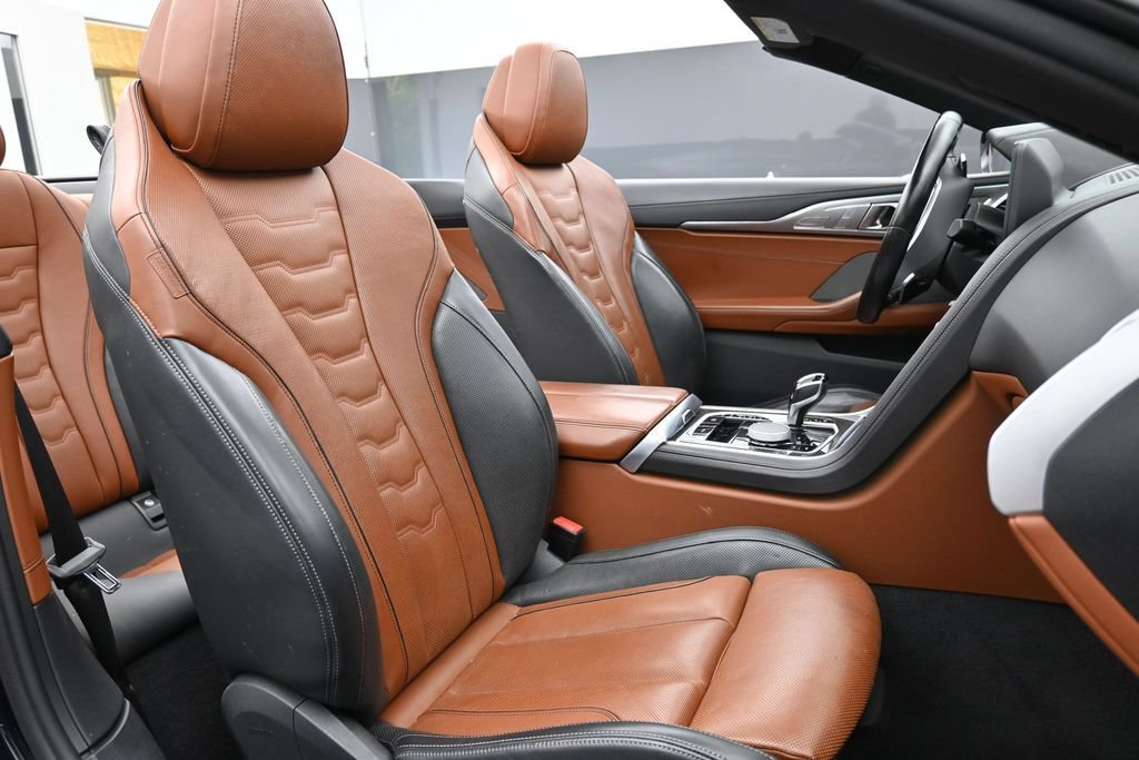Used 2023 BMW M850i xDrive Convertible w/ M Carbon Exterior Package AWD/4WD image 26