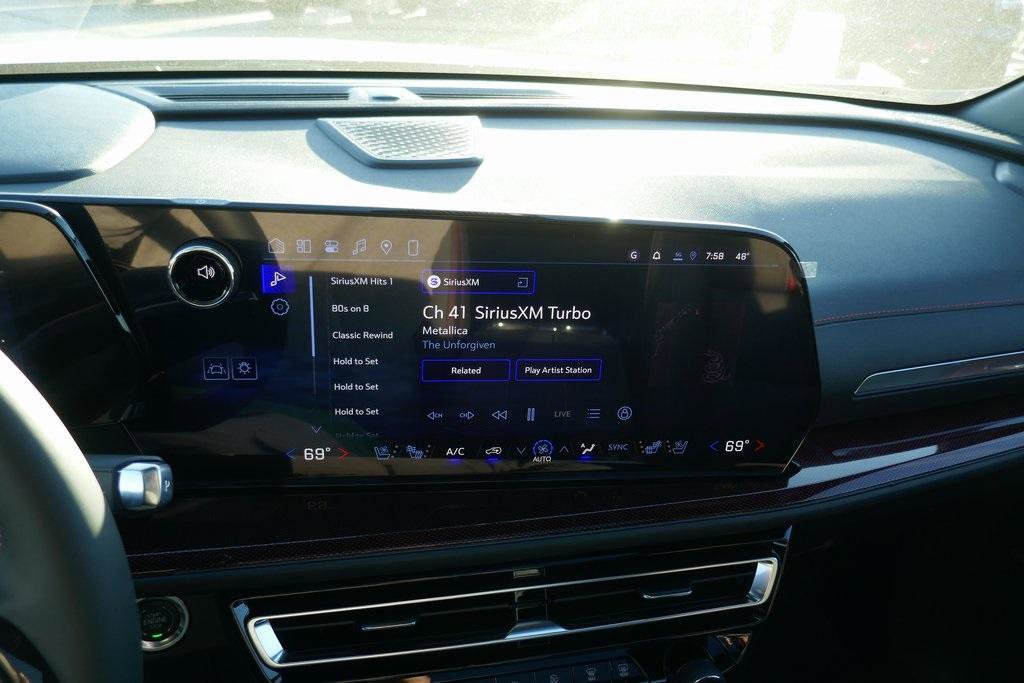 New 2026 Chevrolet Traverse RS image 31