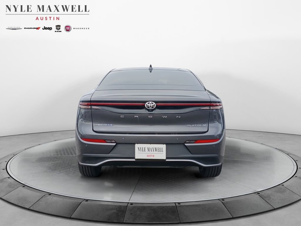 Used 2023 Toyota Crown Platinum AWD/4WD image 15