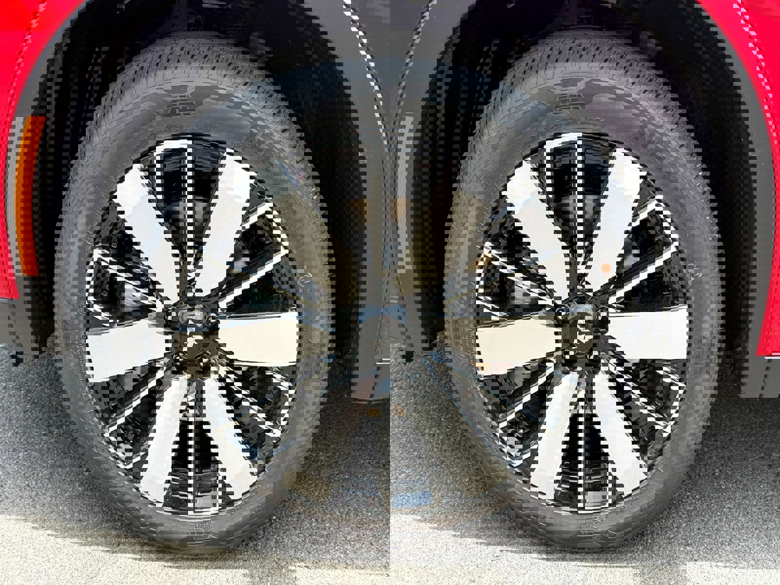New 2025 Mitsubishi Outlander AWD image 21