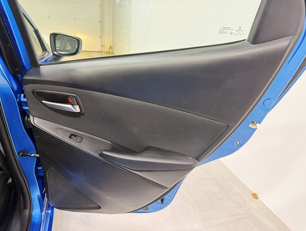 Used 2020 Toyota Yaris LE image 31