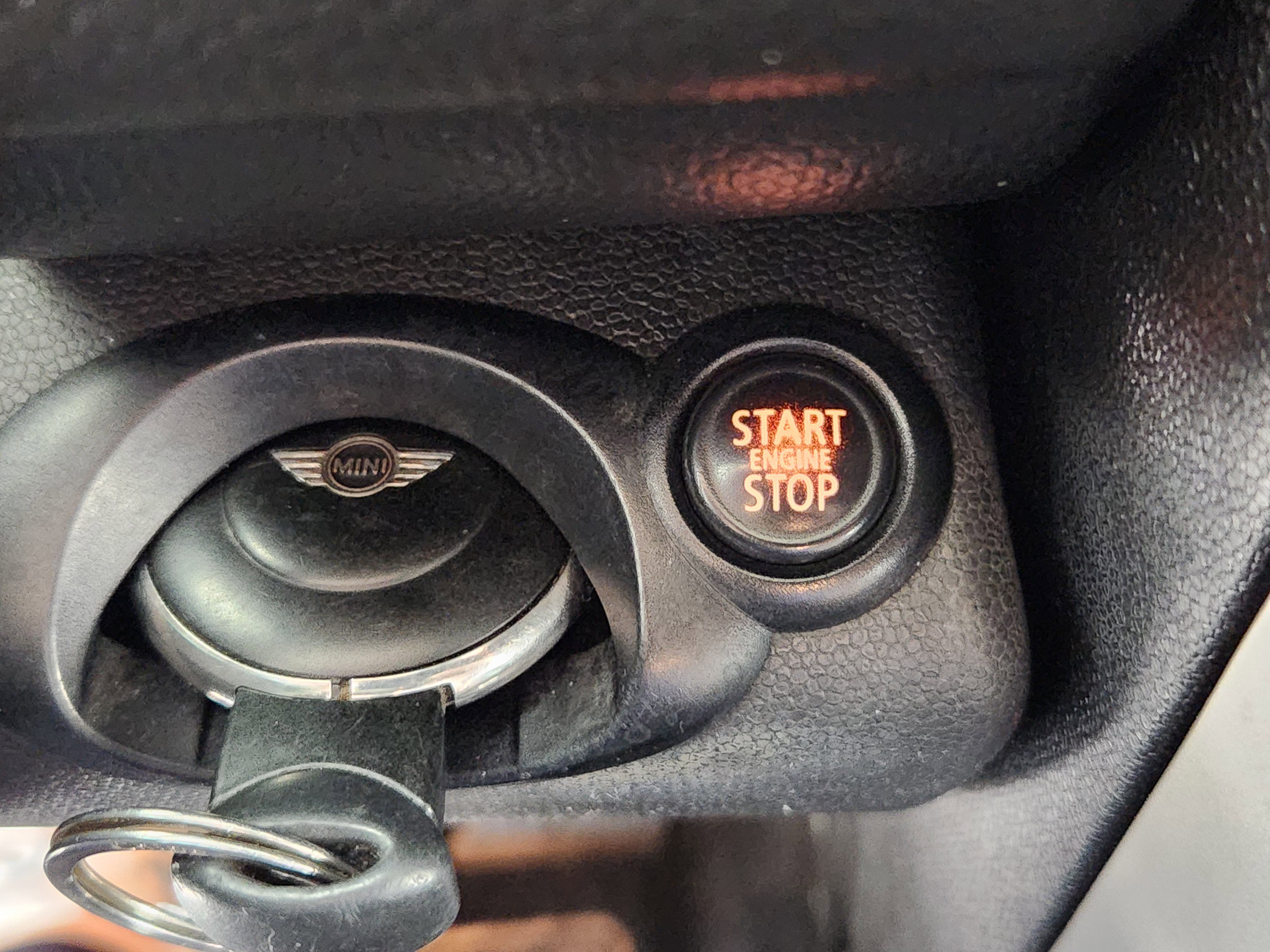 Used 2013 MINI Cooper Countryman image 25