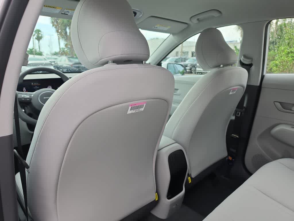 New 2027 Hyundai Kona SE FWD image 19