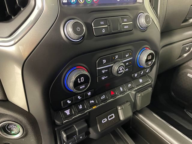 Used 2022 Chevrolet Silverado 2500 LTZ w/ LTZ Premium Package image 10