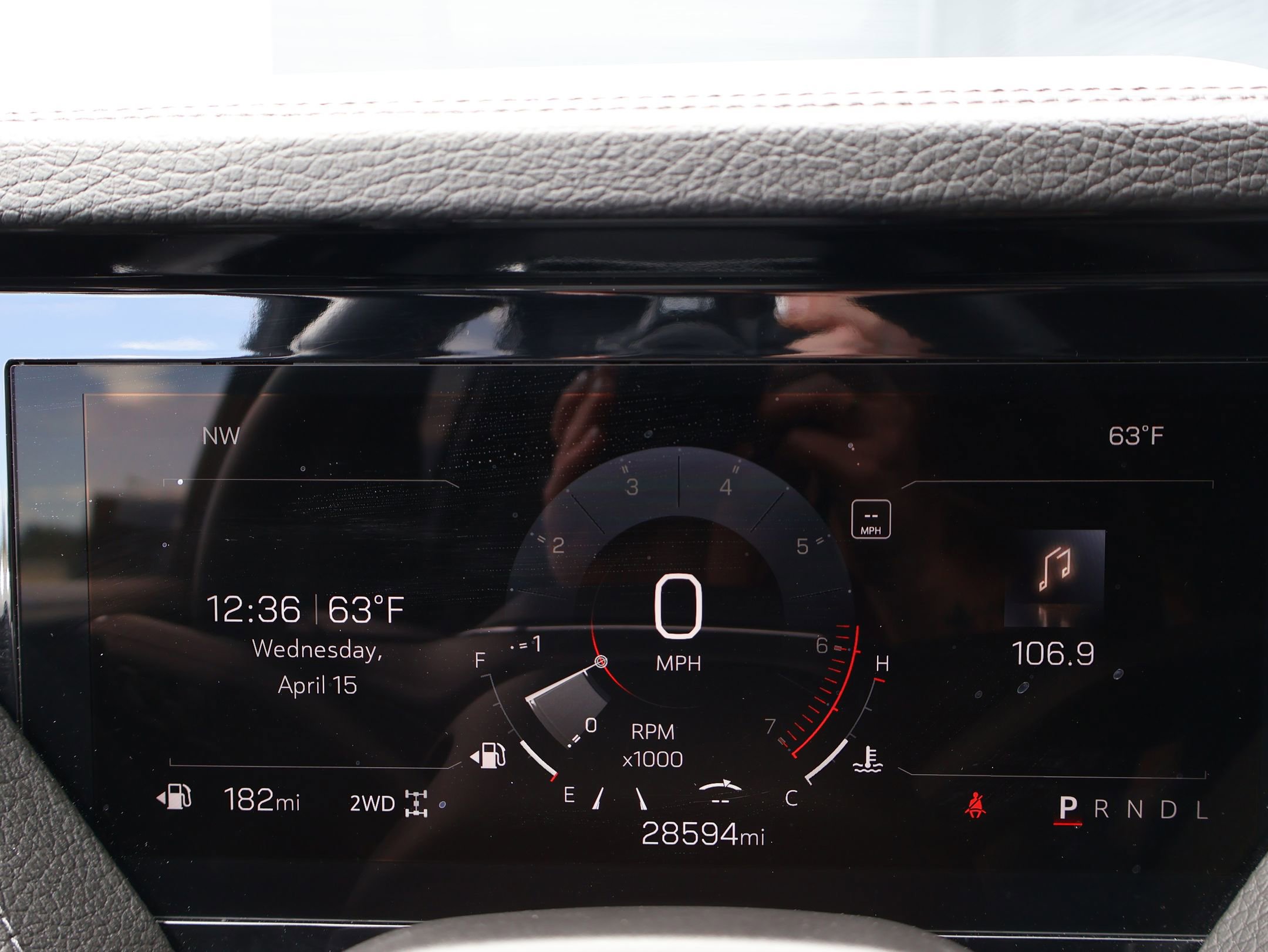 Used 2025 GMC Yukon XL Denali image 14