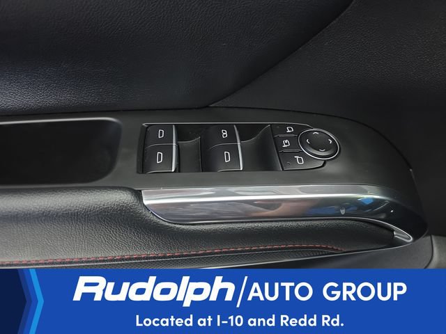 Used 2025 Chevrolet Traverse RS FWD image 11