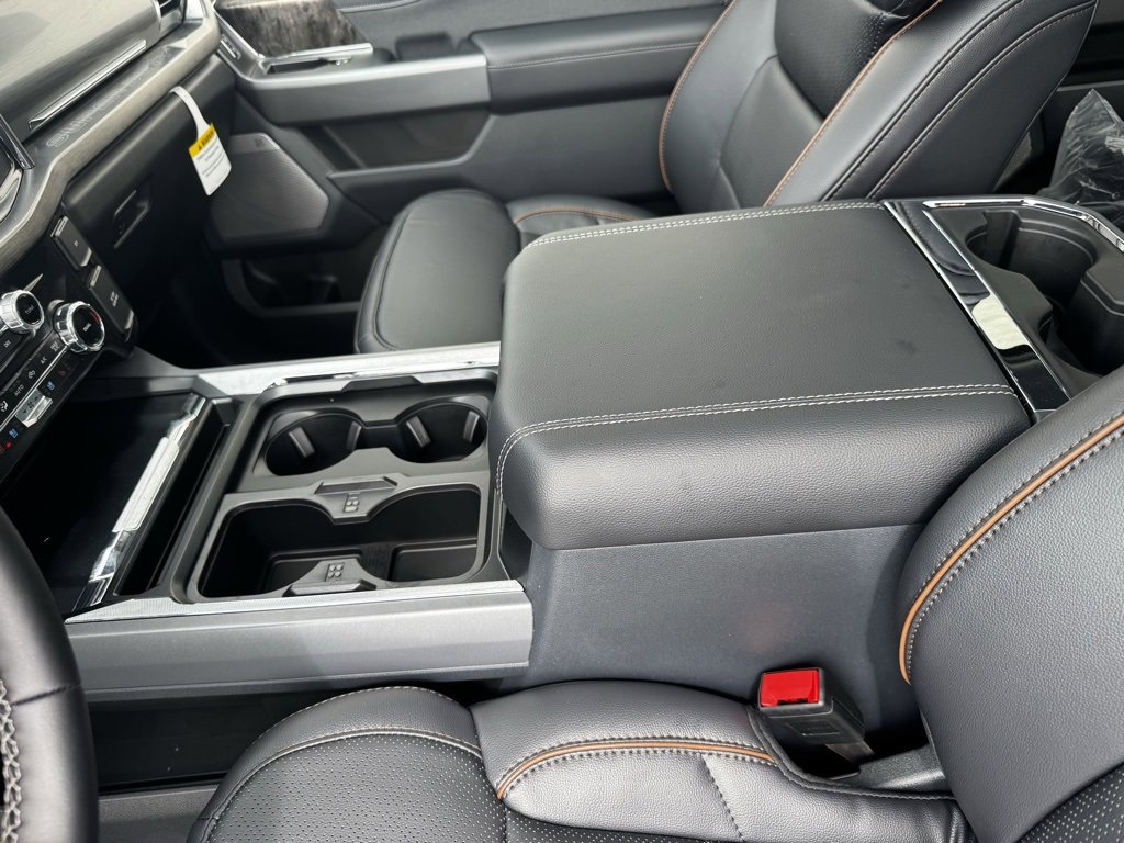 New 2025 Ford F350 Lariat w/ Lariat Ultimate Package image 16