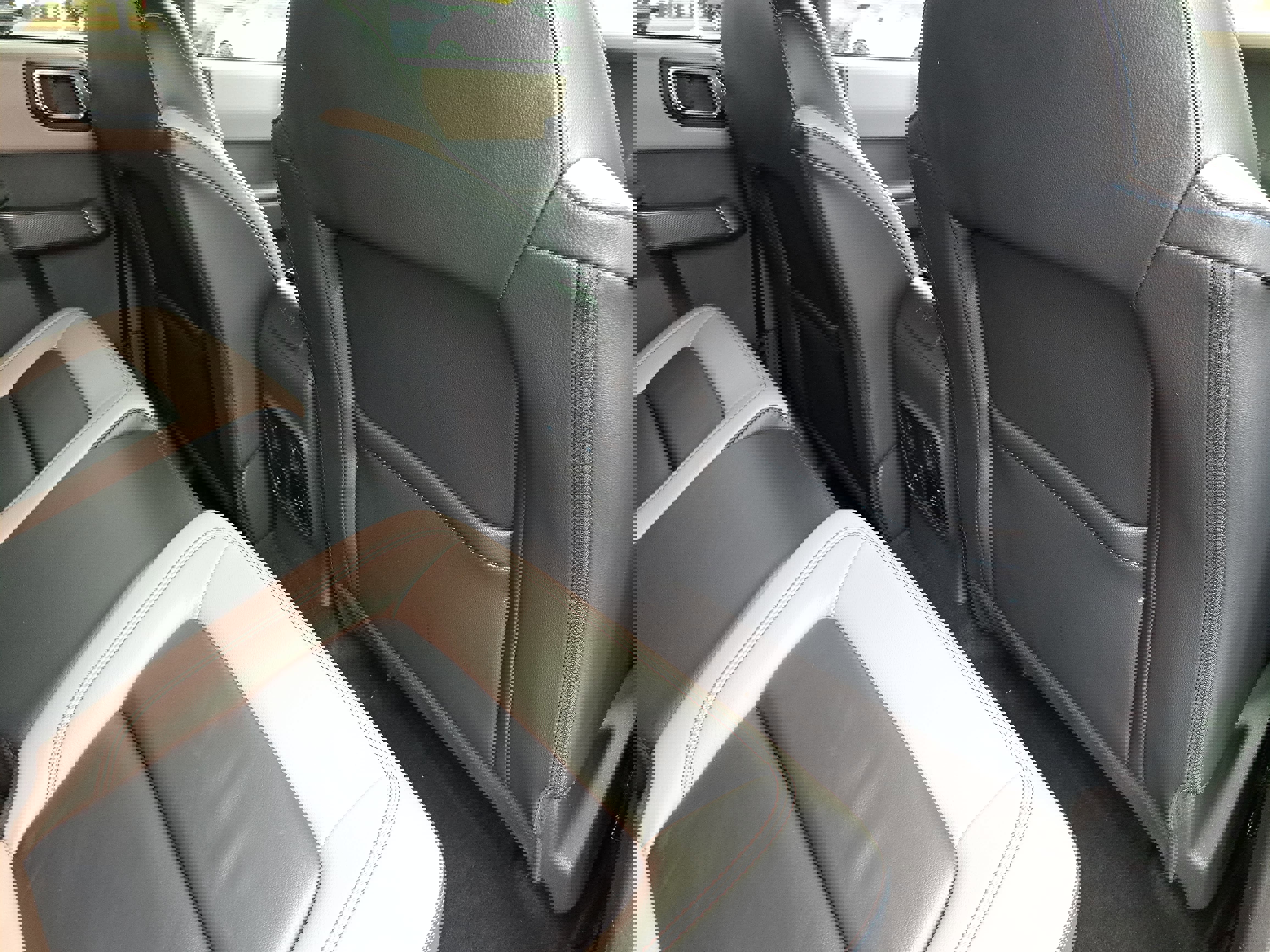 Used 2024 Ford Bronco Wildtrak image 11