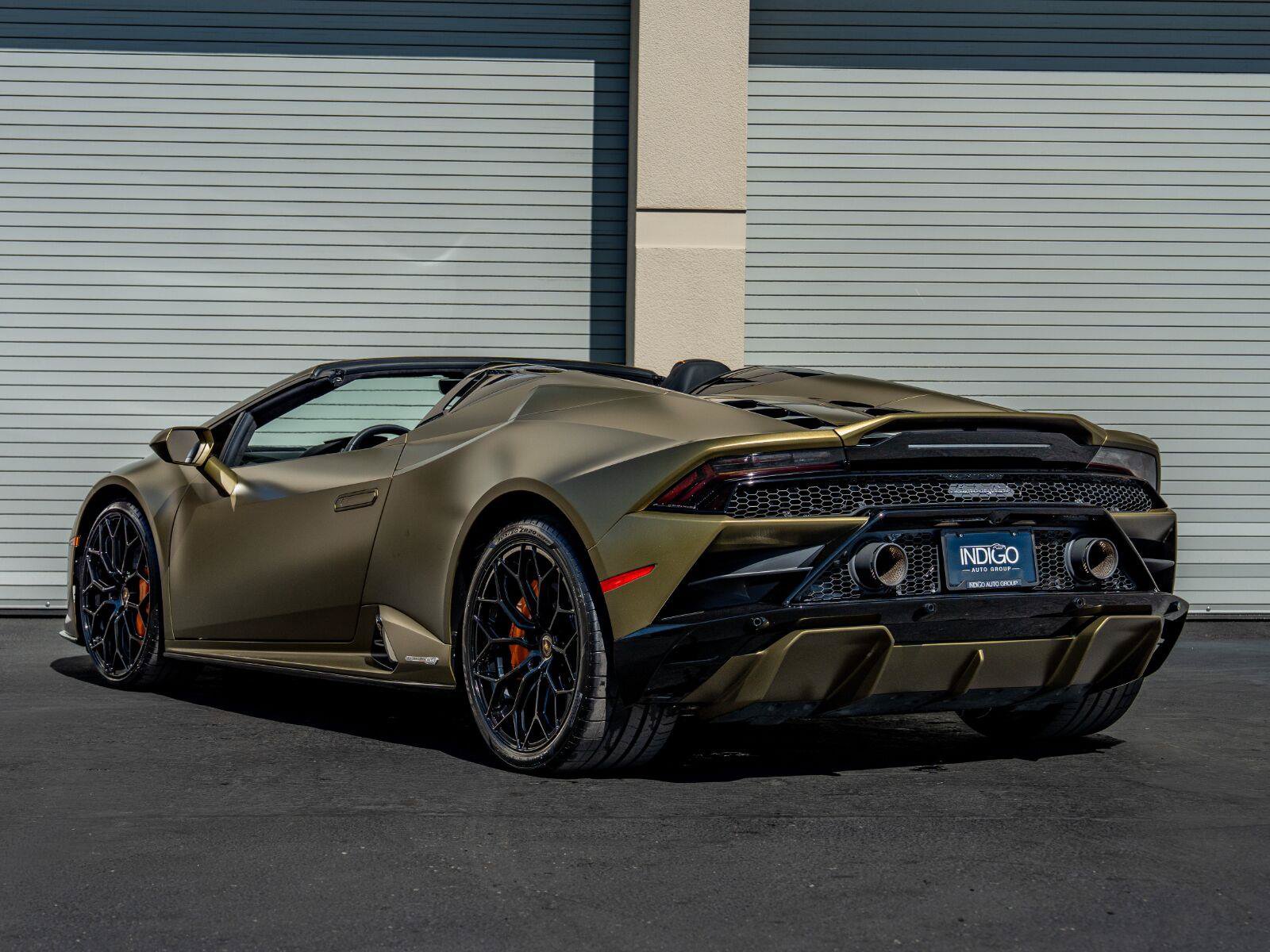 Used 2023 Lamborghini Huracan EVO RWD image 6