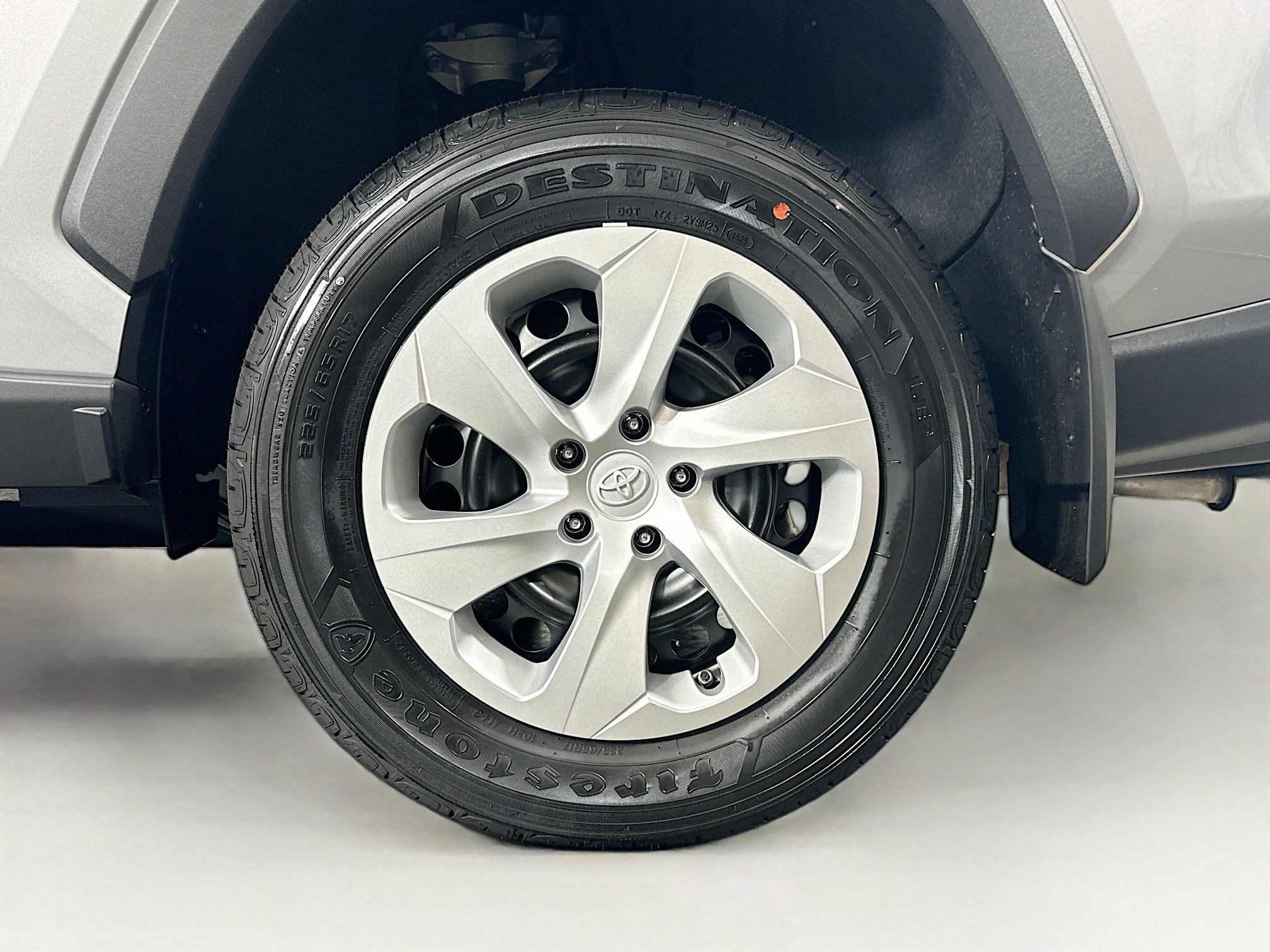 Used 2025 Toyota RAV4 LE image 11