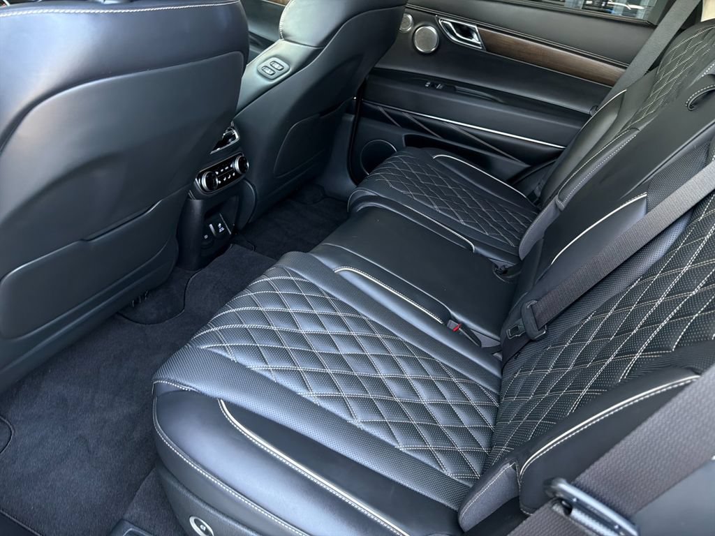 Used 2023 Genesis GV80 3.5T AWD/4WD image 13