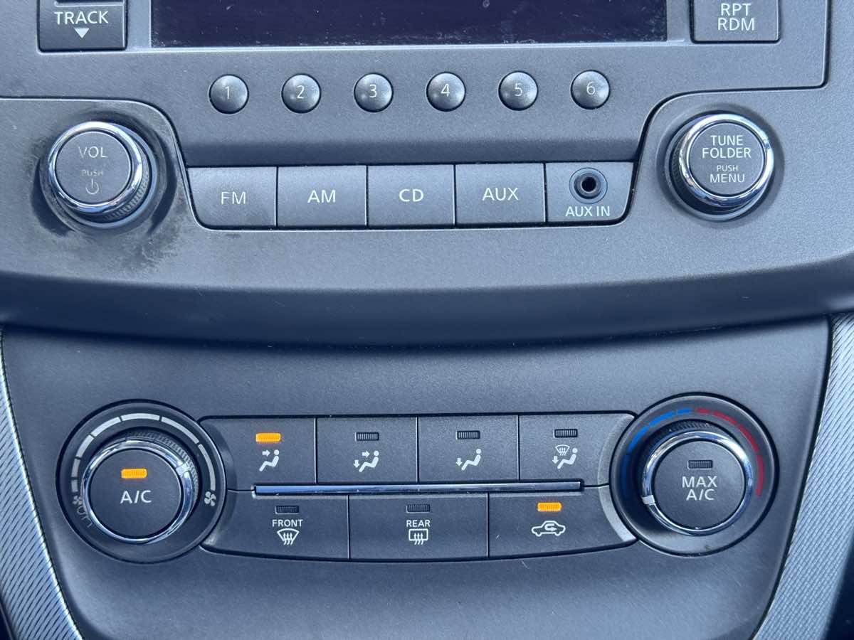 Used 2014 Nissan Sentra SR w/ Protection Package FWD image 43