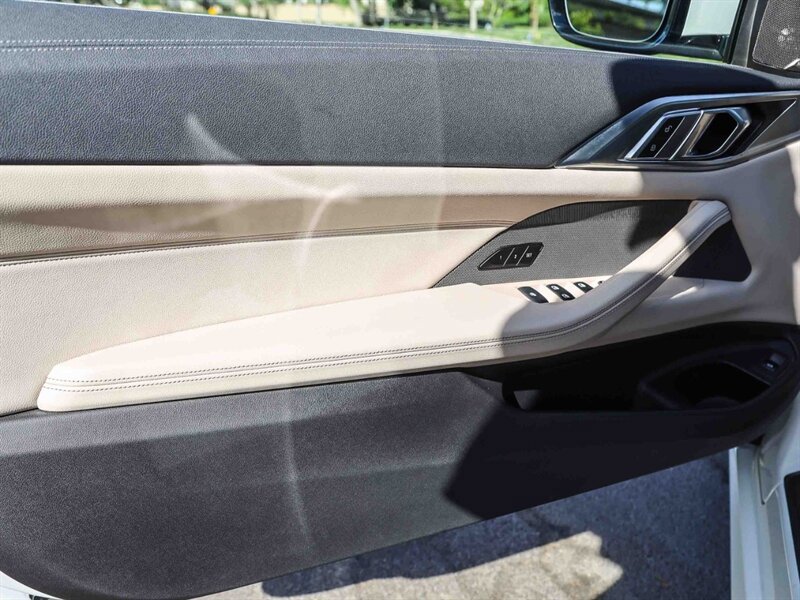 Used 2021 BMW 430i Convertible w/ M Sport Package RWD image 25