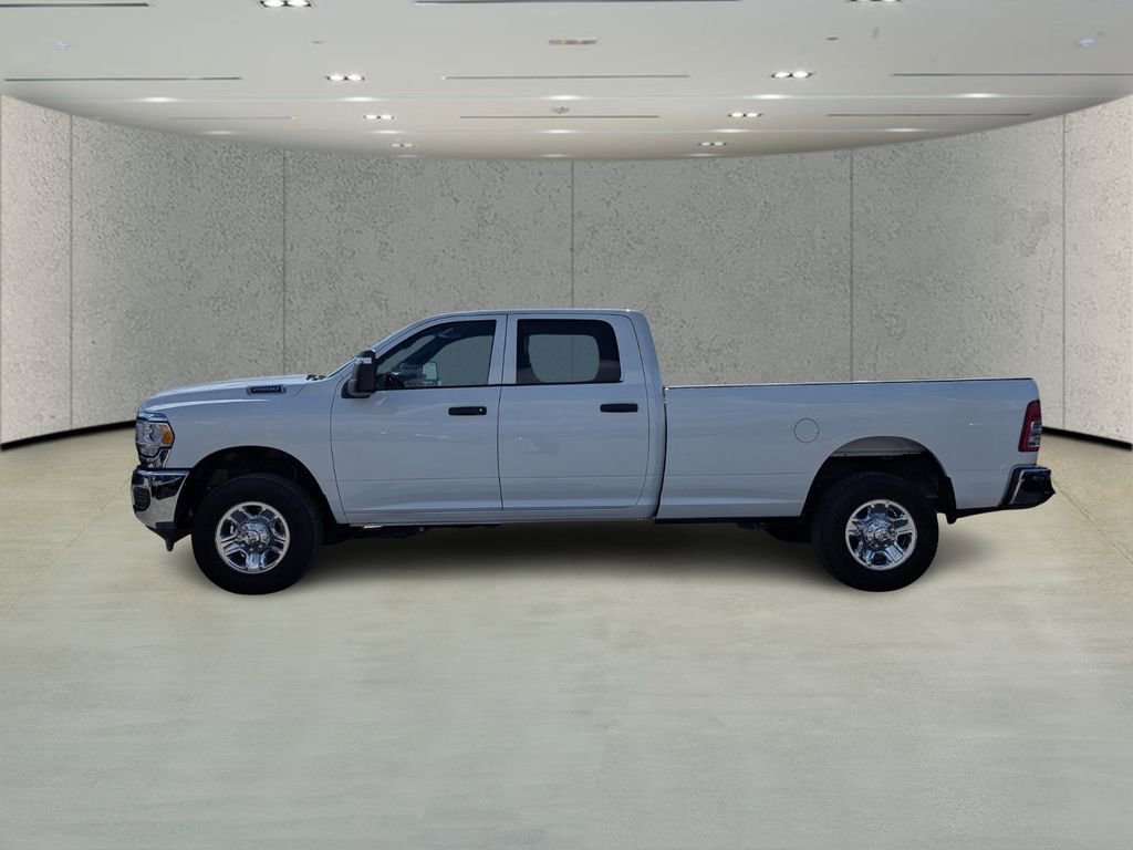 Used 2024 RAM 2500 Tradesman w/ Chrome Appearance Group image 6