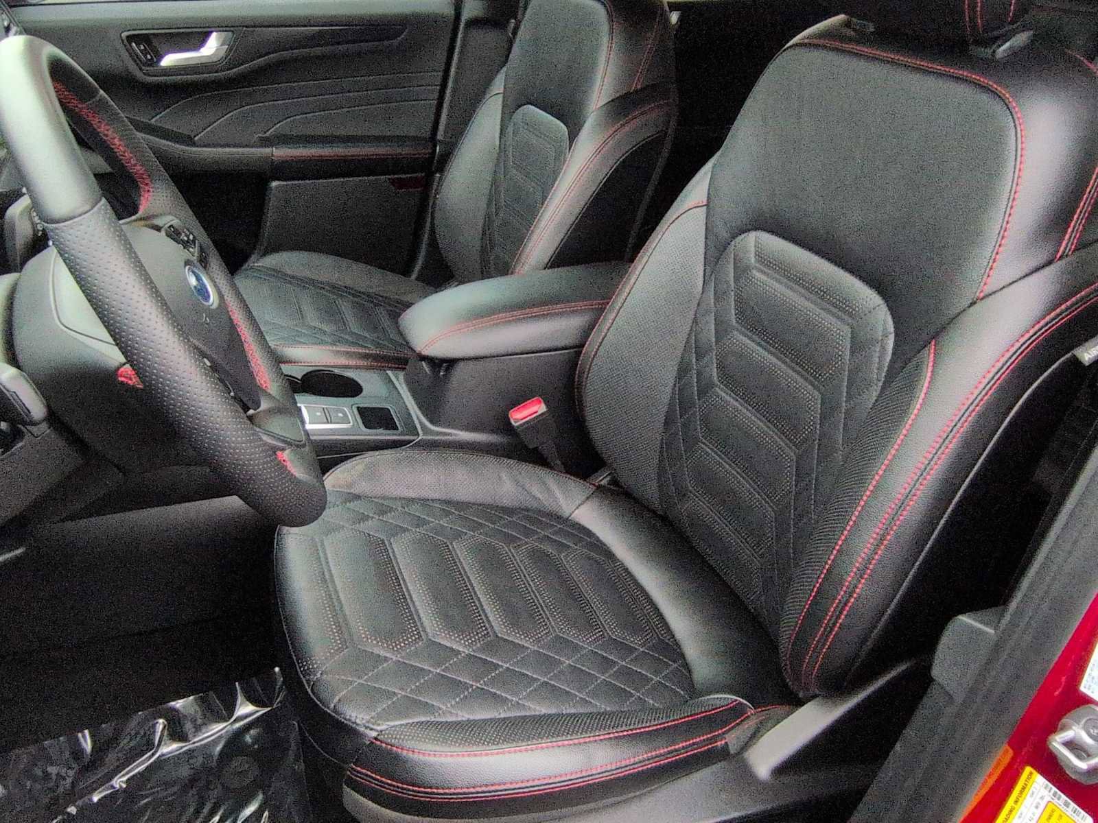 Used 2023 Ford Escape ST-Line Elite w/ Premium Technology Package image 17