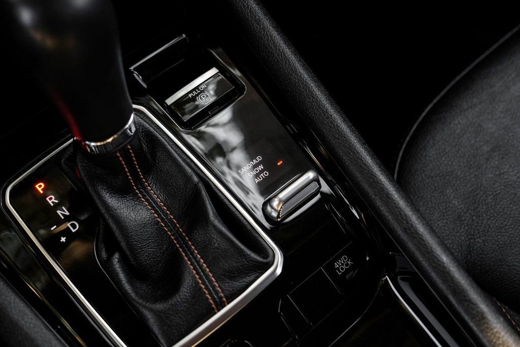 Used 2022 Jeep Compass Limited image 33