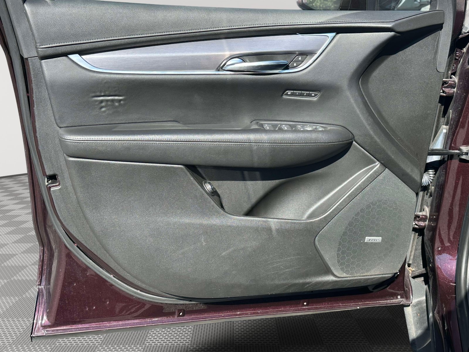 Used 2018 Cadillac XT5 Luxury w/ Driver Awareness Package AWD/4WD image 20