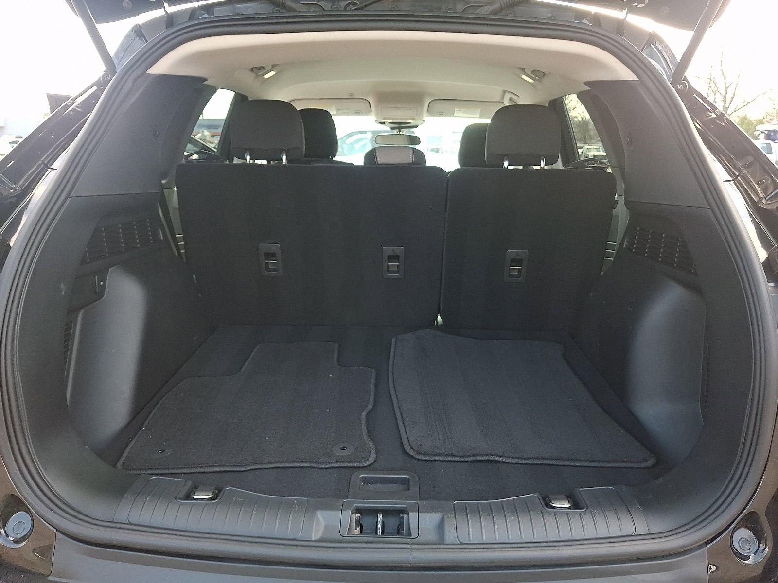 Used 2022 Ford Escape SE w/ Cold Weather Package AWD/4WD image 27