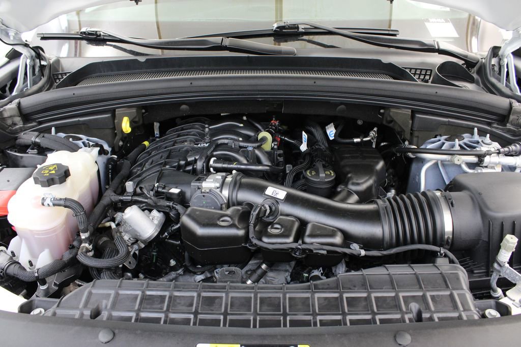 Used 2025 Jeep Grand Cherokee Altitude AWD/4WD image 31