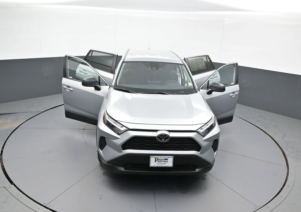 Certified 2025 Toyota RAV4 LE image 45