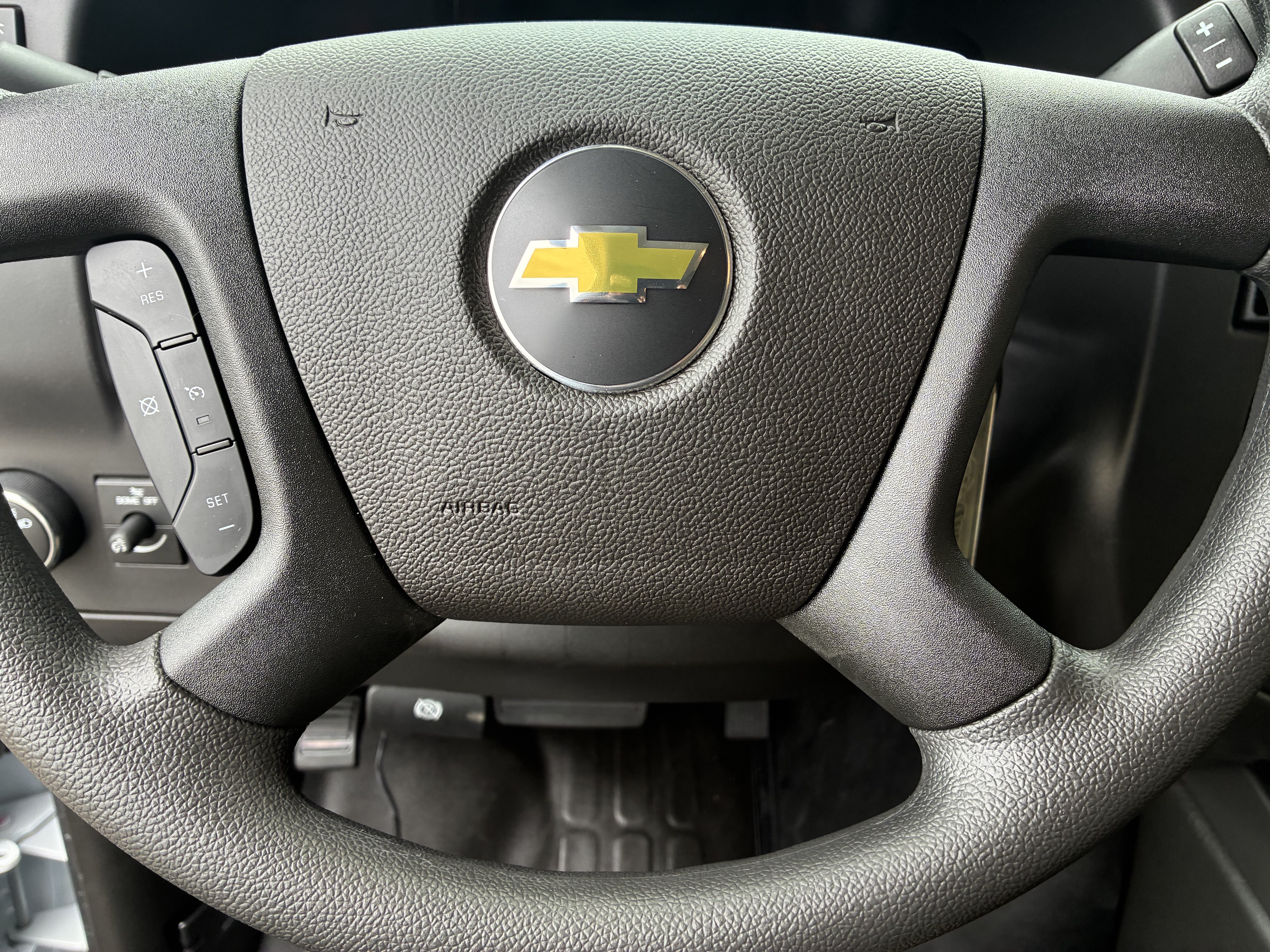 New 2026 Chevrolet Express 2500 w/ Driver Convenience Package RWD image 29