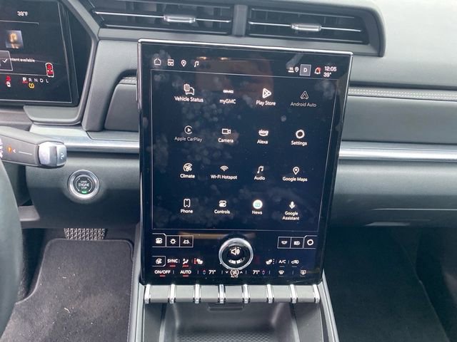 Used 2025 GMC Terrain Elevation w/ Elevation Premium Package image 11