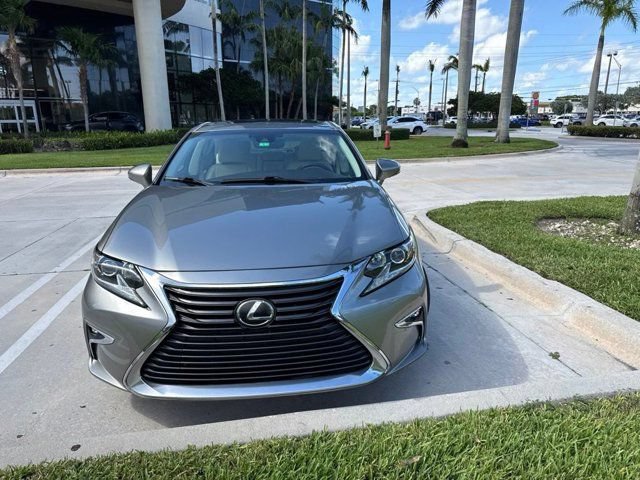 Used 2018 Lexus ES 350 w/ Accessory Package 2 FWD image 2
