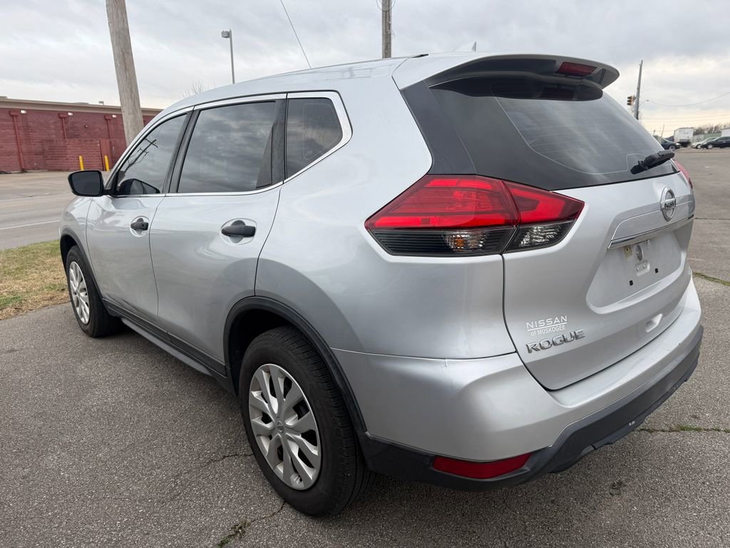Used 2017 Nissan Rogue S image 13