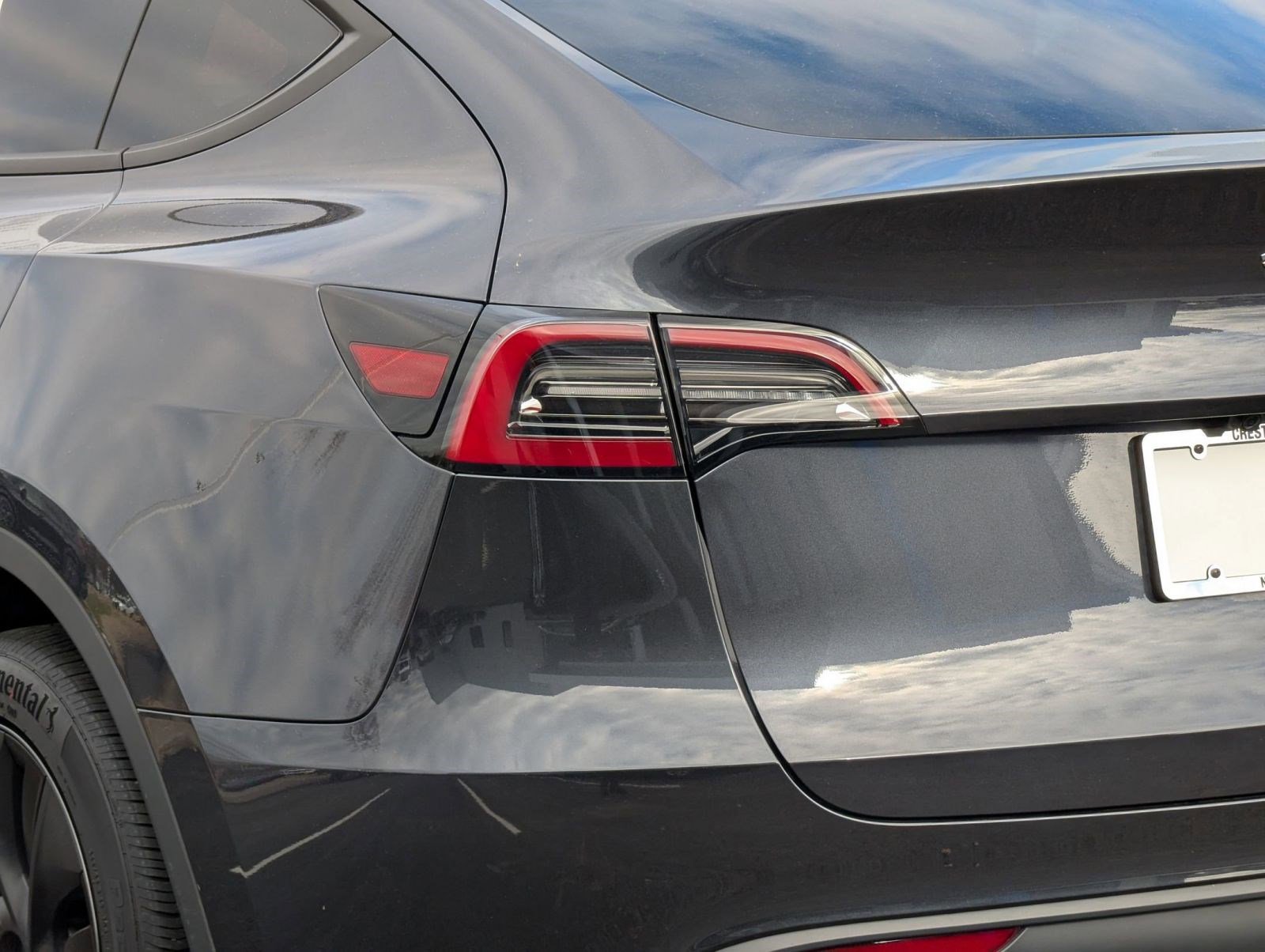 Used 2025 Tesla Model Y Long Range image 13