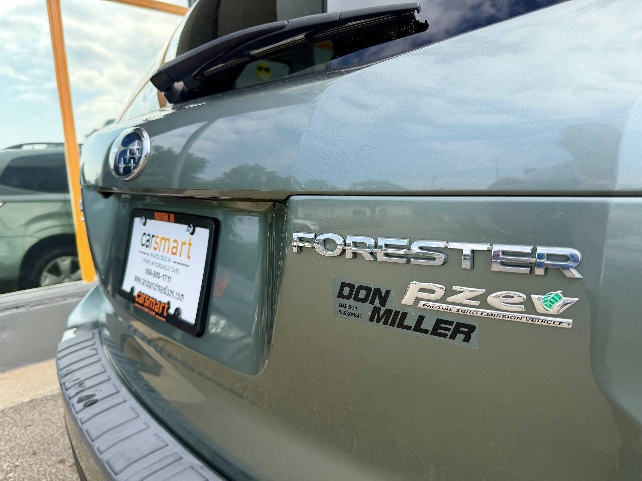 Used 2014 Subaru Forester 2.5i Premium w/ Popular Package #2 AWD/4WD image 10