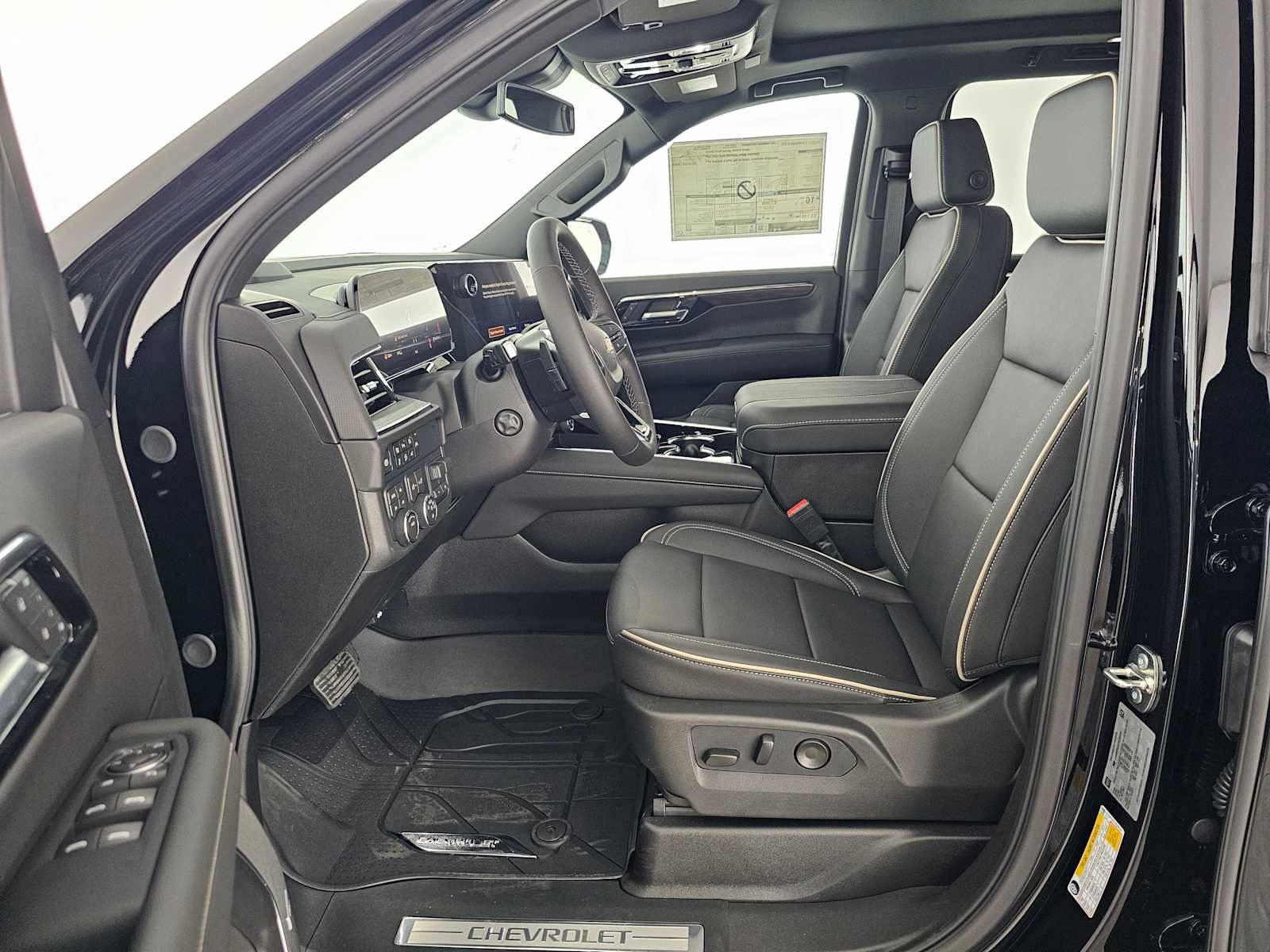 New 2026 Chevrolet Suburban Premier w/ Sun And Tow Package AWD/4WD image 22