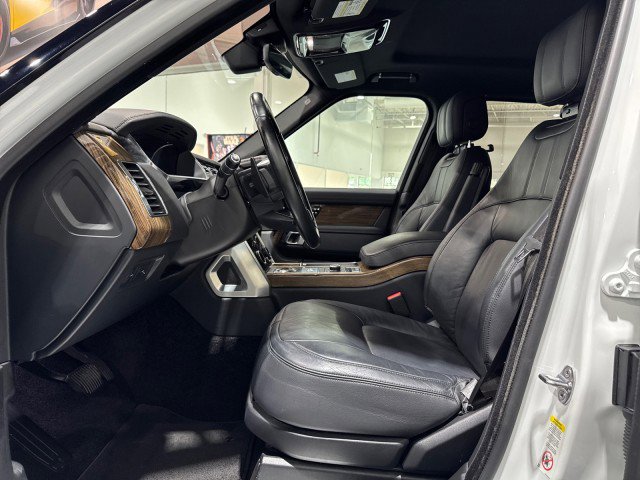 Used 2018 Land Rover Range Rover image 41