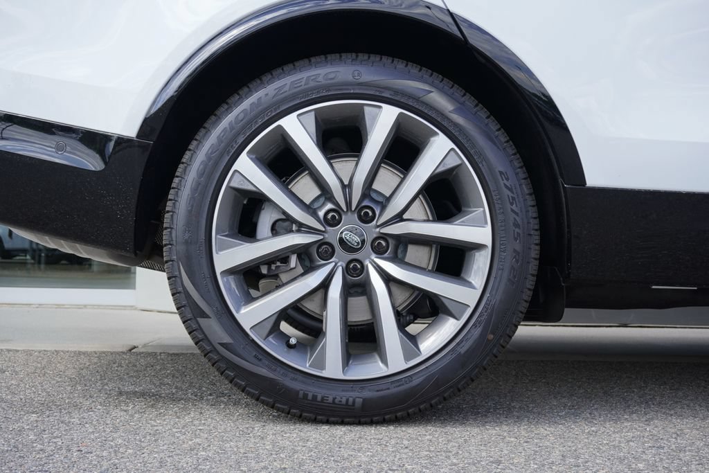 New 2026 Land Rover Discovery Dynamic SE AWD/4WD image 34