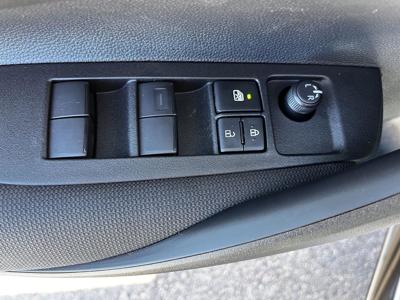 New 2026 Toyota Corolla SE image 10