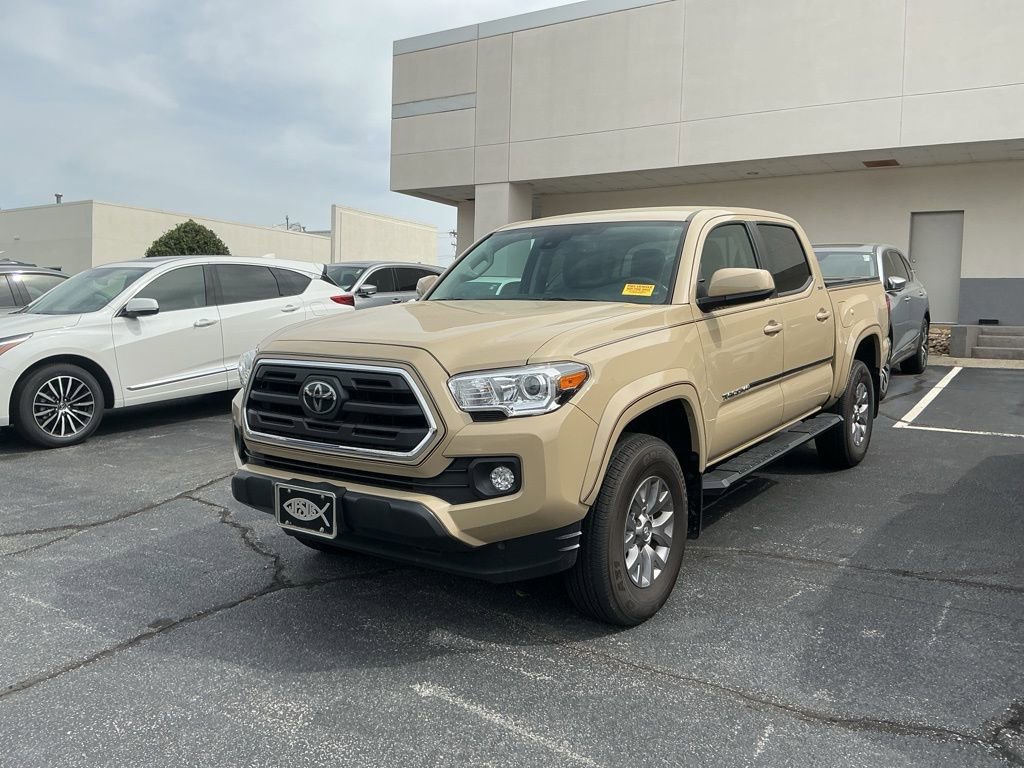 Used 2019 Toyota Tacoma SR5 image 1