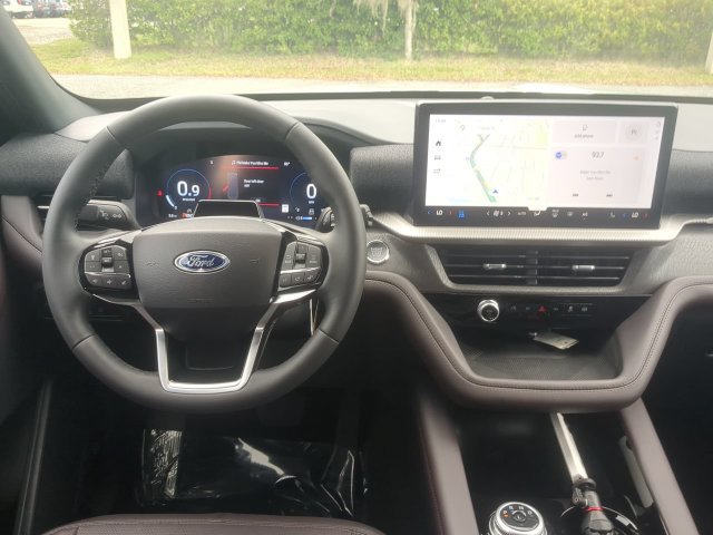 New 2026 Ford Explorer Platinum RWD image 5