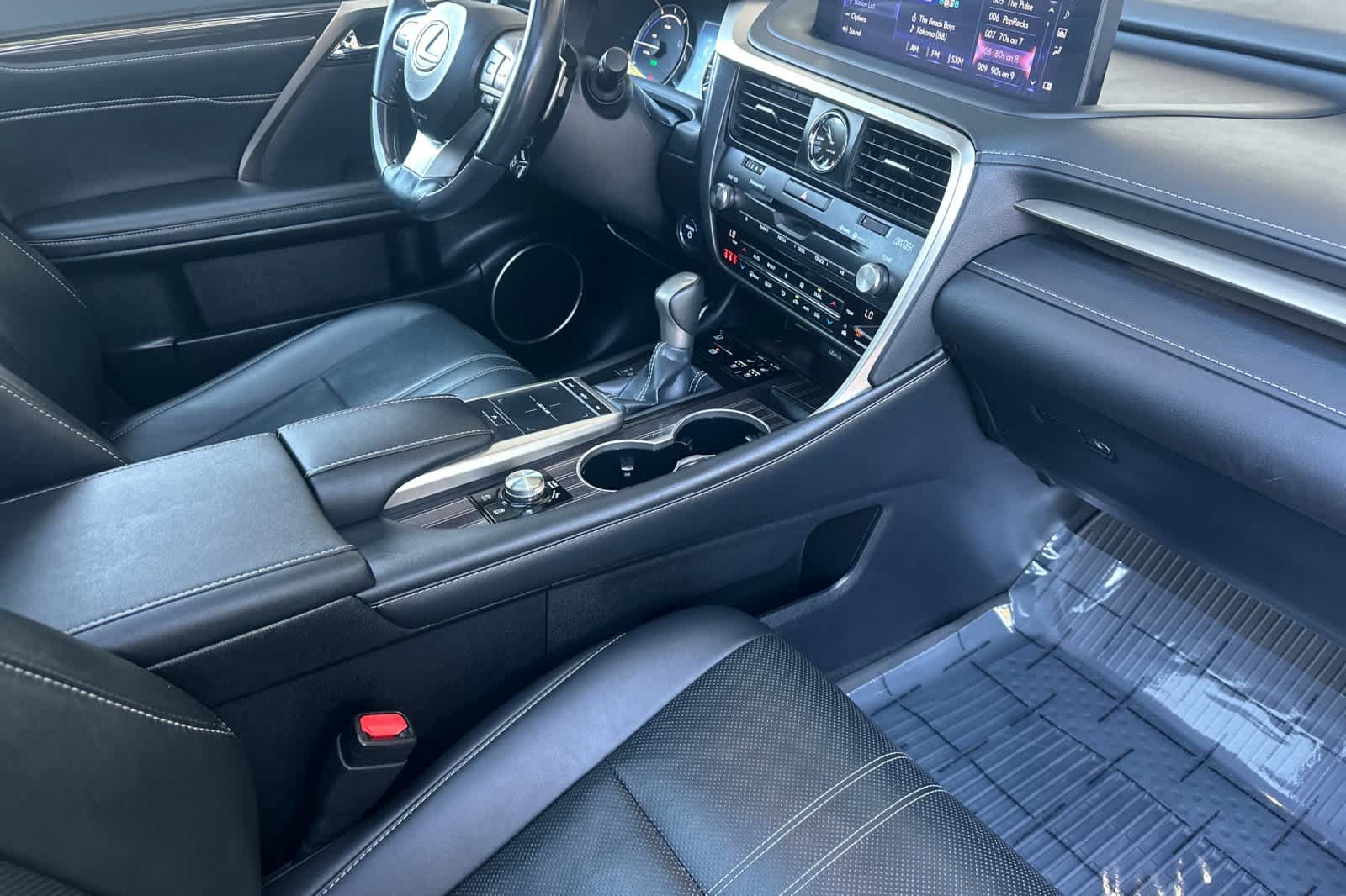 Used 2022 Lexus RX 450h AWD w/ Luxury Package image 16